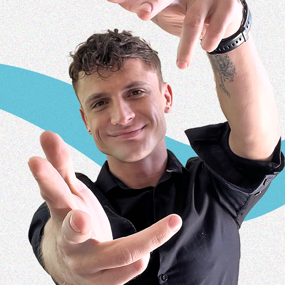 Kevin Du Plessis - Graphic Designer